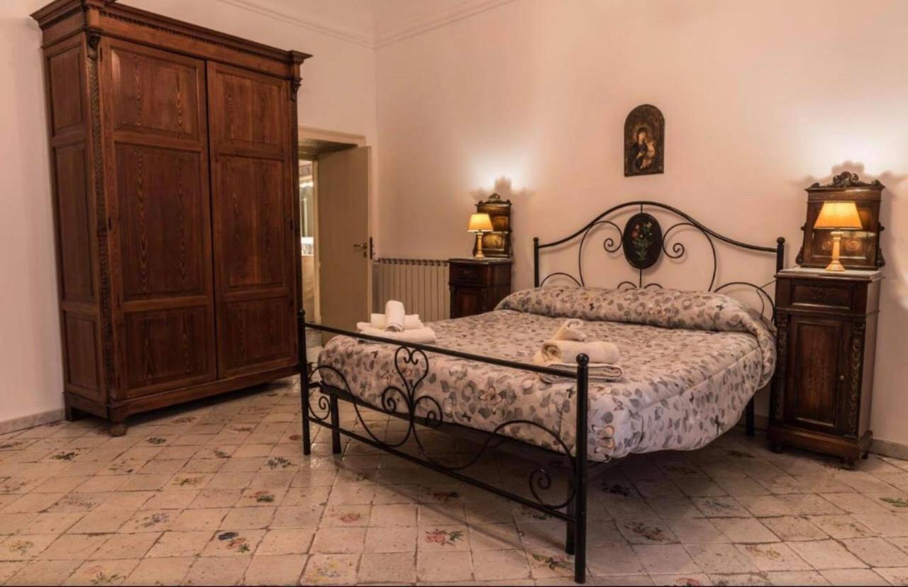 Appartamento Palazzo Pace Al Cassaro Палермо Екстериор снимка
